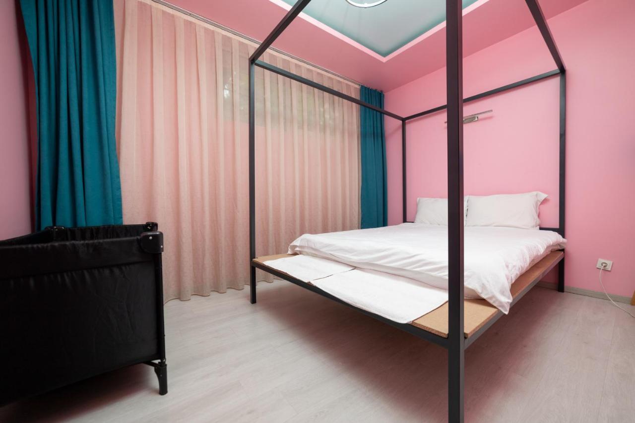 פרישטינה Hotel Gloria מראה חיצוני תמונה
